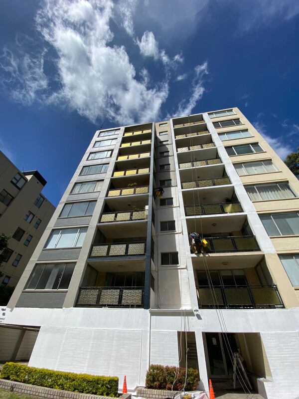 Industrial Rope Access Solutions team working at heights